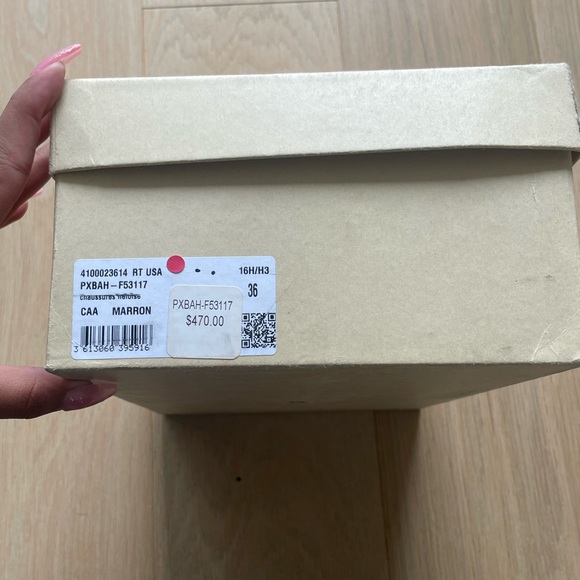 A.P.C. brown suede Mary Jane heels - Picture 4 of 4